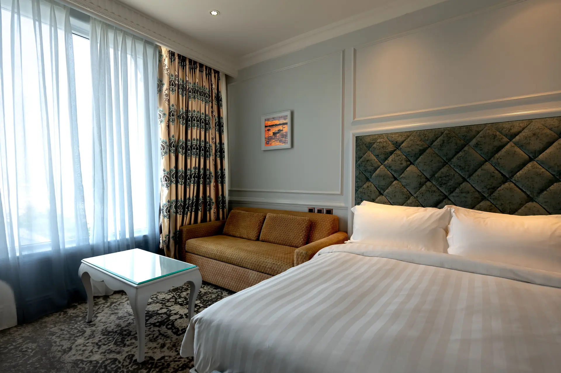 Premium Harbour Room